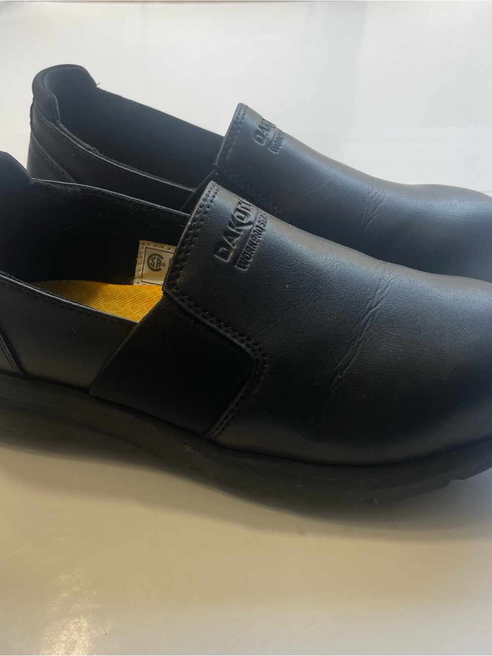Dakota WorkPro Women's Slip On Safety Shoes Sz 6 Black Steel Toe CSA Approved